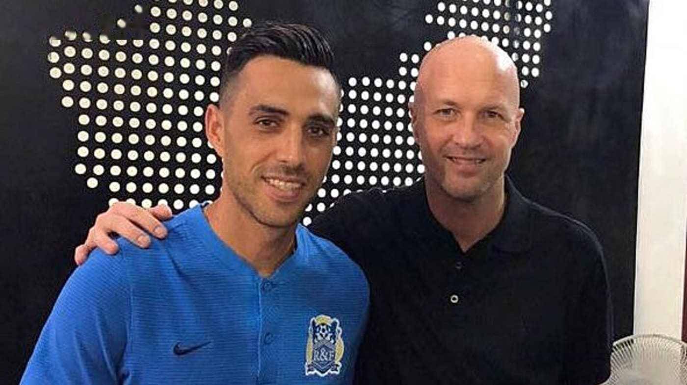 和他缺席后 和他缺席后