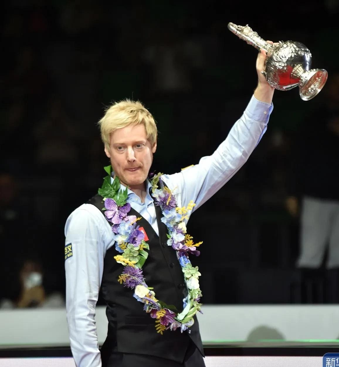 展露头角 展露头角