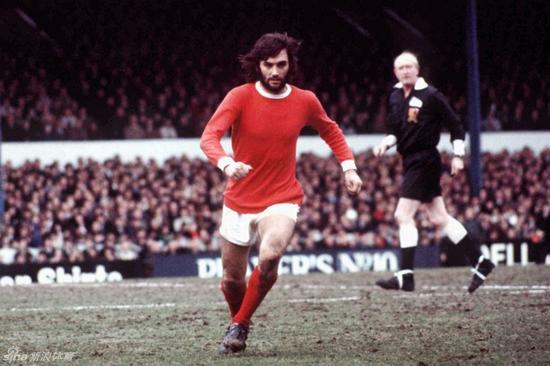 一名年轻中 一名年轻中